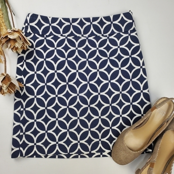 Banana Republic Blue Geo Design Pattern Skirt 00 P - Picture 8 of 12